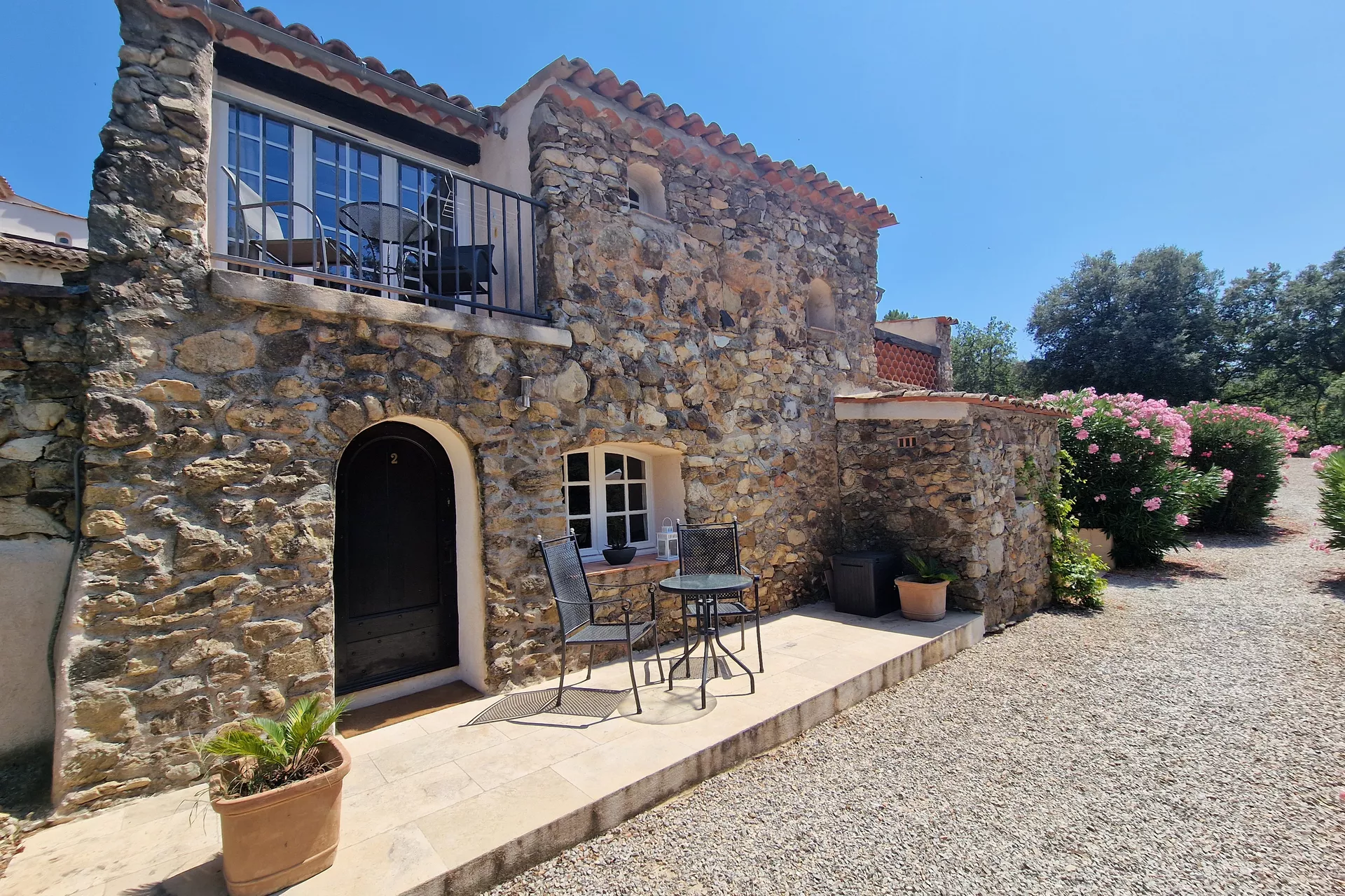 Voir le gîte Hameau des Claudins #2 Préconil dans la région Var