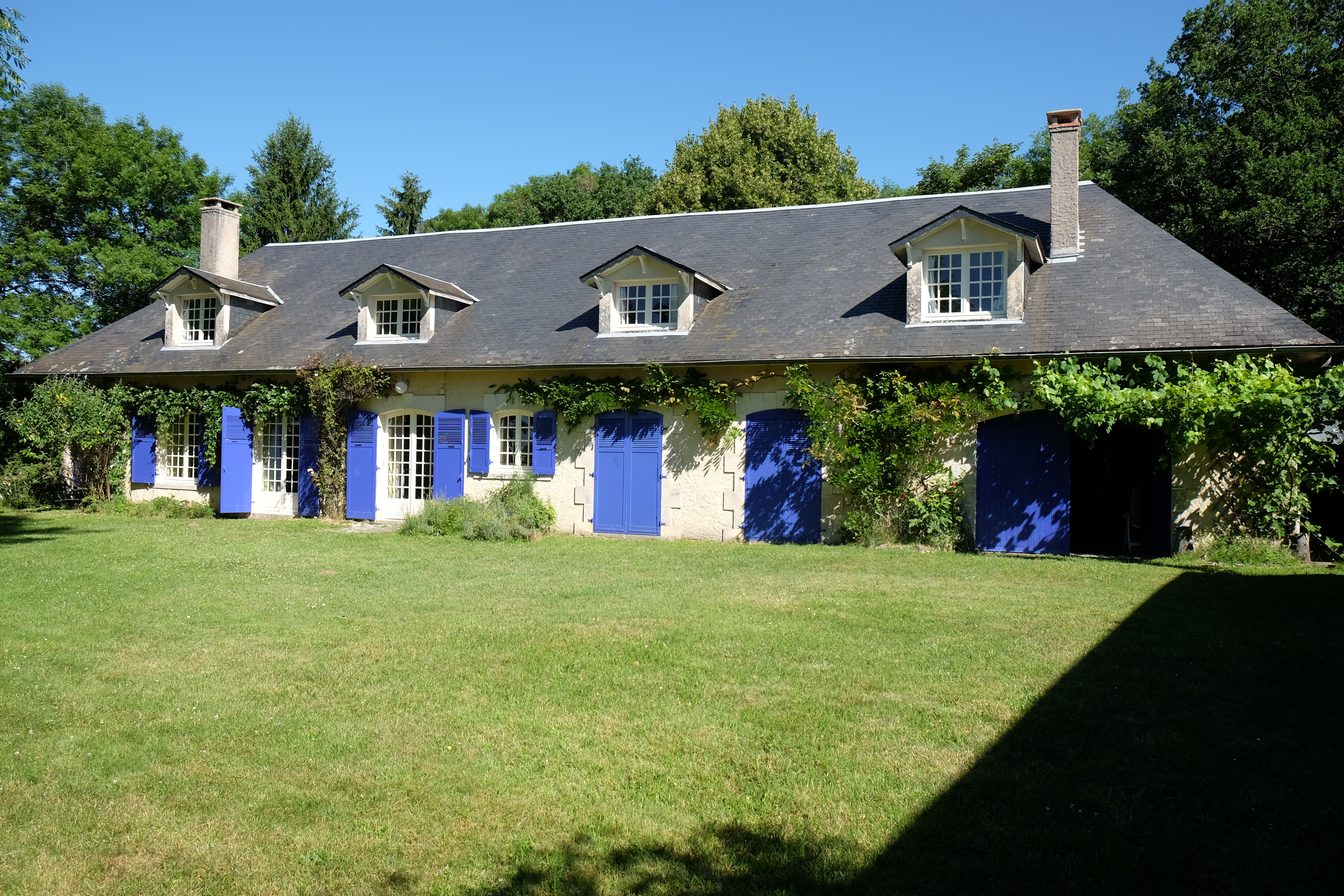LA PETITE CHAUME