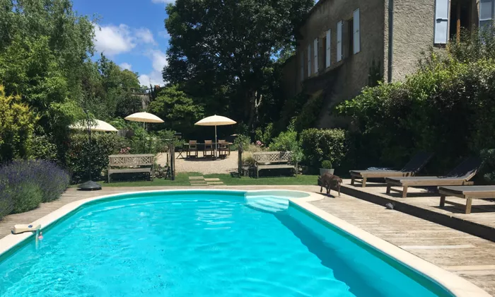 dorpshuis - 306 m2 - 11 kamers