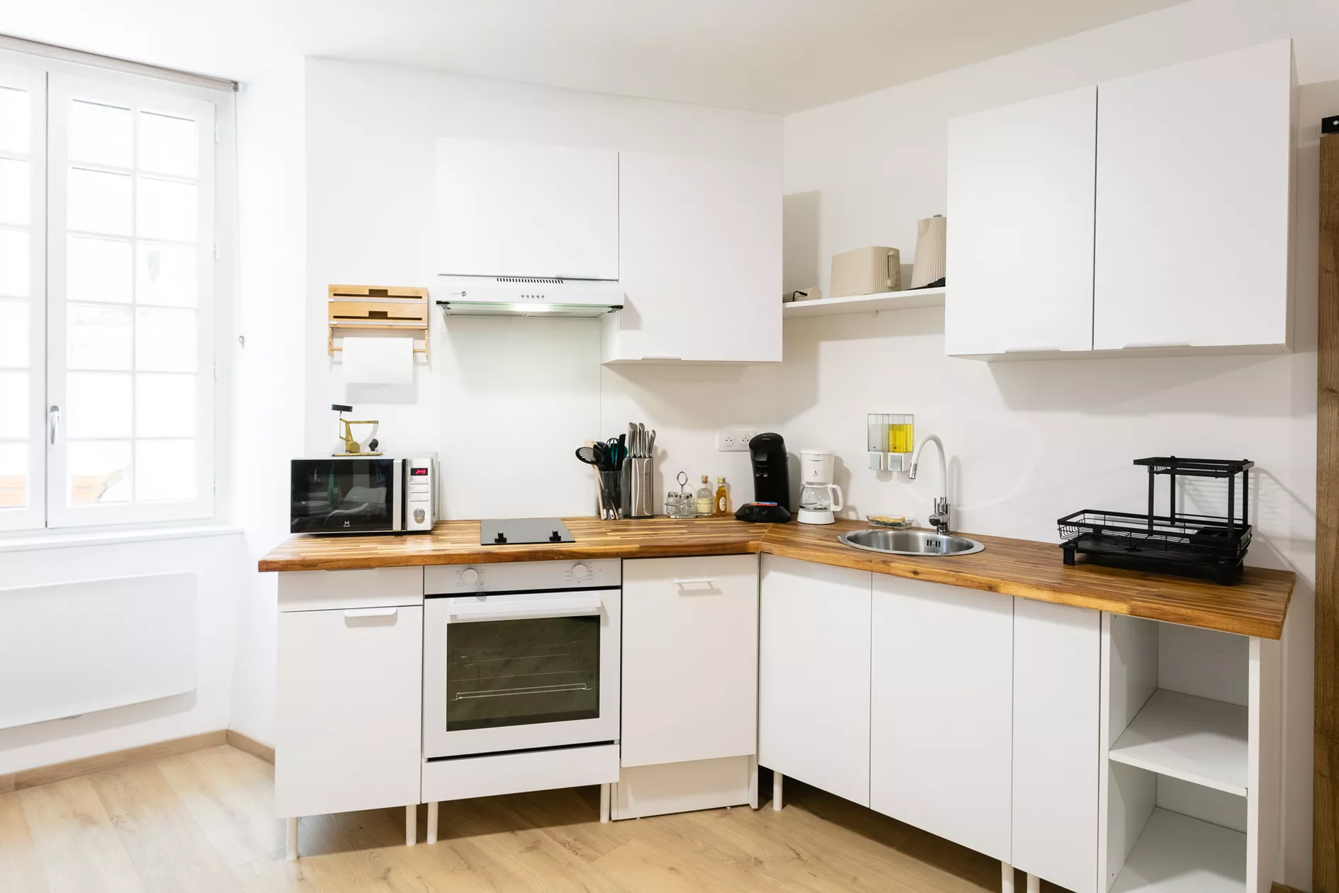 Appart 80m² hypercentre rénové 2ch., village médiéval – afbeelding 4