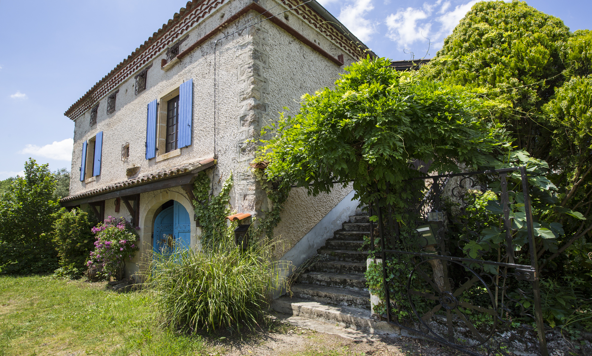 Hotel V Nesplein, Hotel V Frederiksplein en Hotel V..., image size:1993x1200