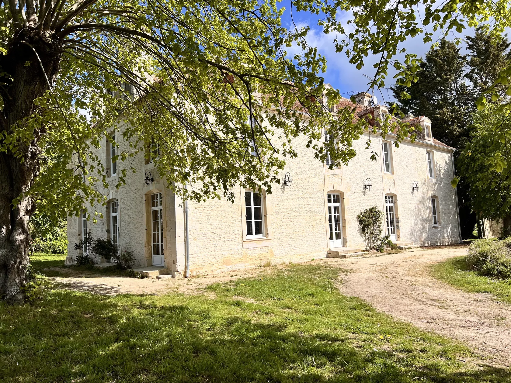 Le Manoir du domaine Le Mesnil.