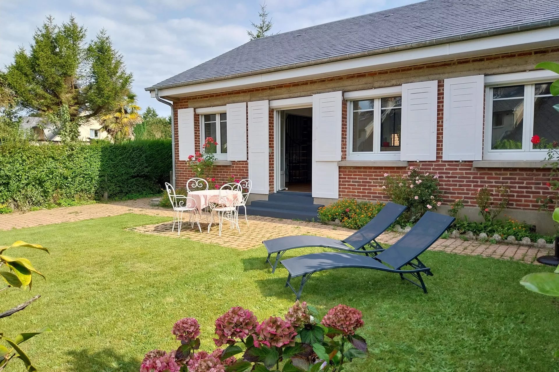 Maison de vacances de plain-pied en Normandie, 4 personnes, 2 chambres, 2 salles de bains  "Le clos de Varengeville sur mer"