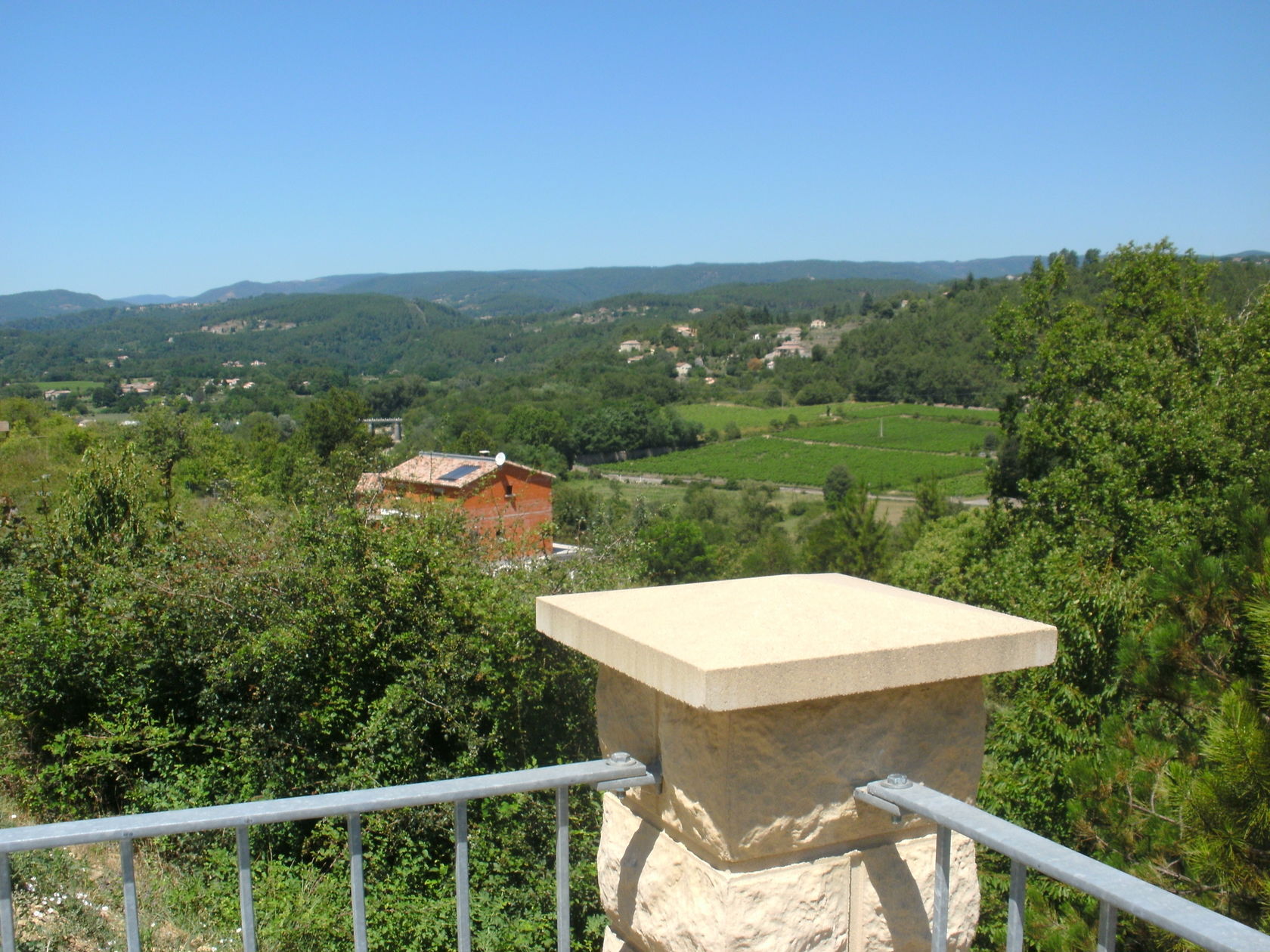 Bekijk Vakantiehuis Le Cypres In Ard che Auvergne Rh ne Alpes Gites nl