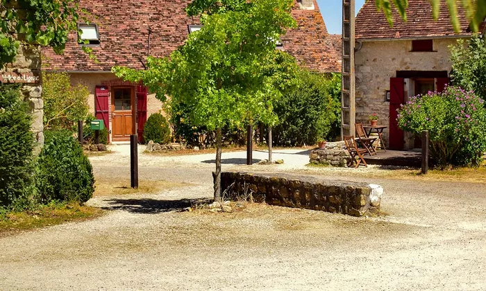 Gut geführter kleiner Campingplatz mit Glamping und Gite