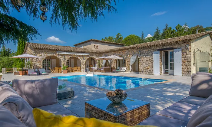 Cote d'Azur Bed and Breakfast zu verkaufen