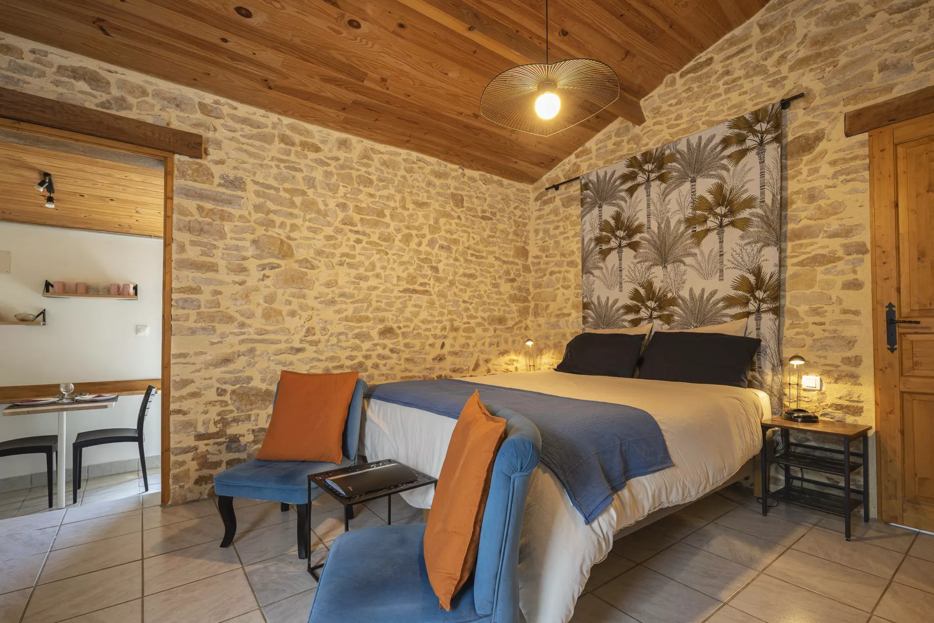 Les gites de La Croix Liaud – Agapanthes – Gîte 2 personnes en mode studio