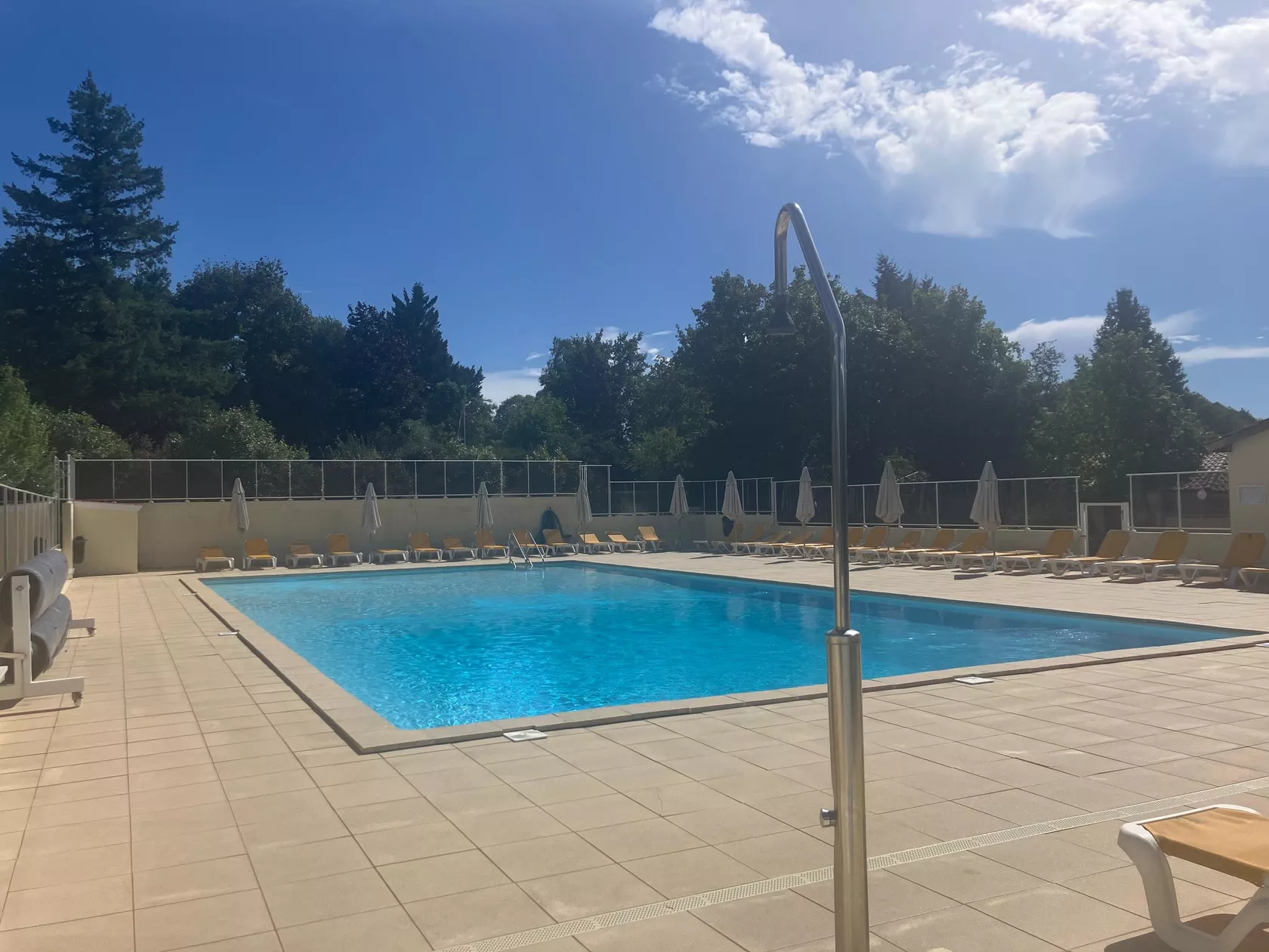 Bungalow in de groene heuvels van de Charente met 3 slaapkamers en 2 badkamers