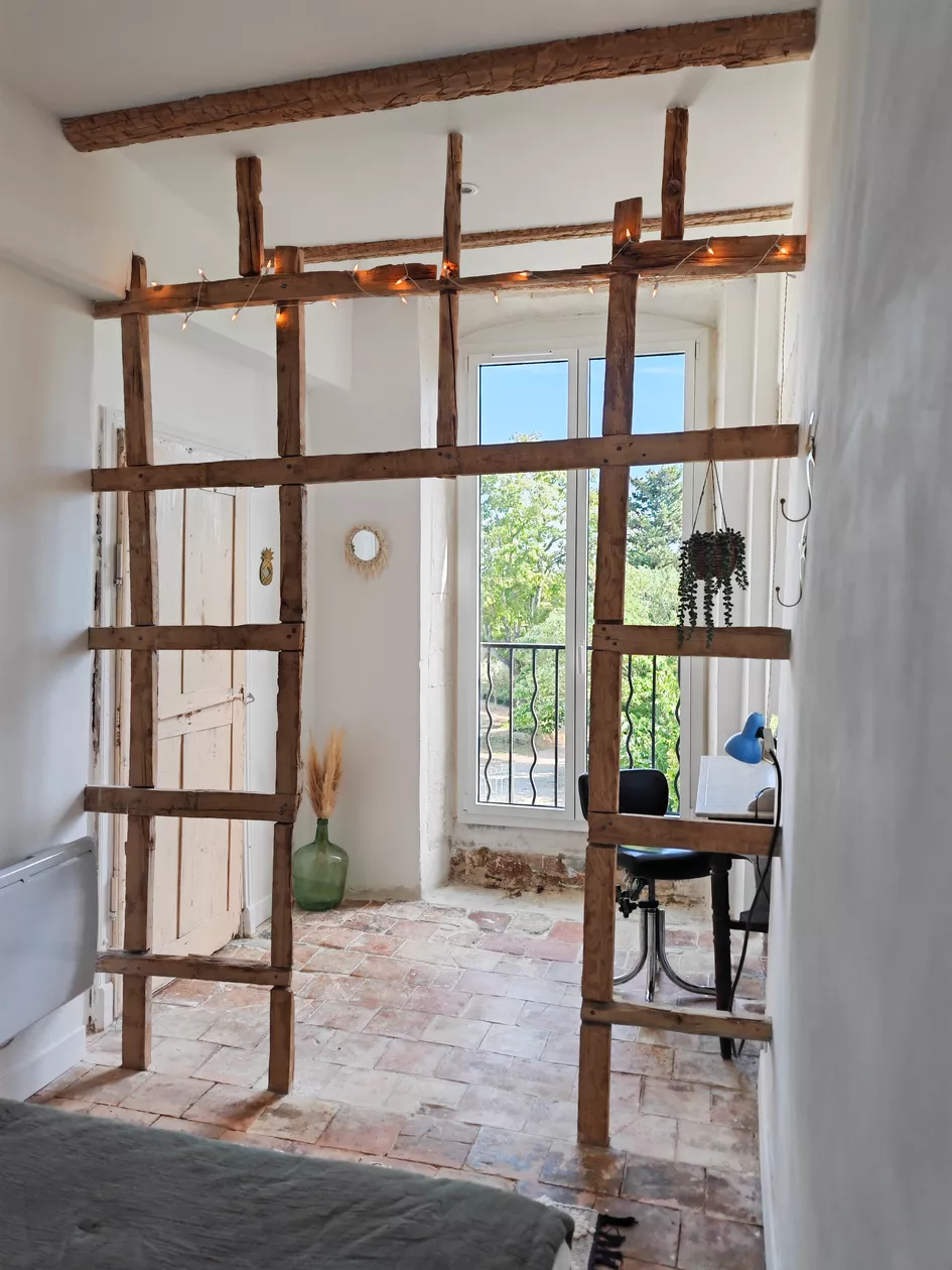 Maison de campagne avec piscine Country house with pool and vineyards view